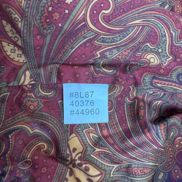 Orvis Quilted Jacket Burgundy Paisley Lining Corduroy Collar Women’s Large - Picture 3 of 5